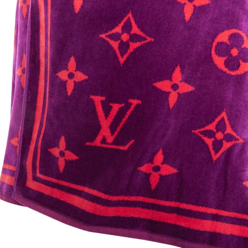 LOUIS VUITTON Vuittamins pink purple cotton LV monogram beach towel - Picture 7 of 10